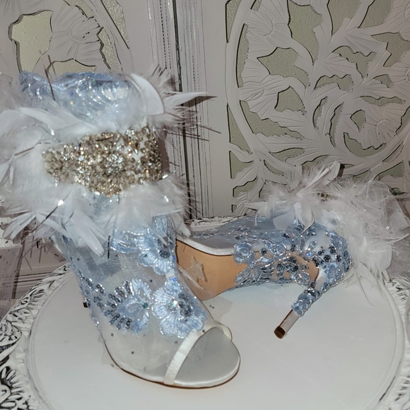 Romantic "KARA" Something Blue Feather Crystal Ankle Boots - Picture 6 of 9